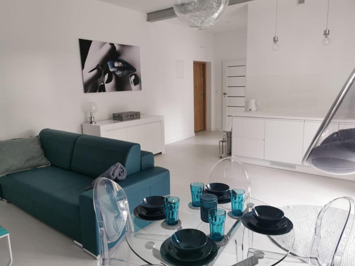 Przytulny Apartament Z Kominkiem Przy Jeziorze Borne Sulinowo Esterno foto