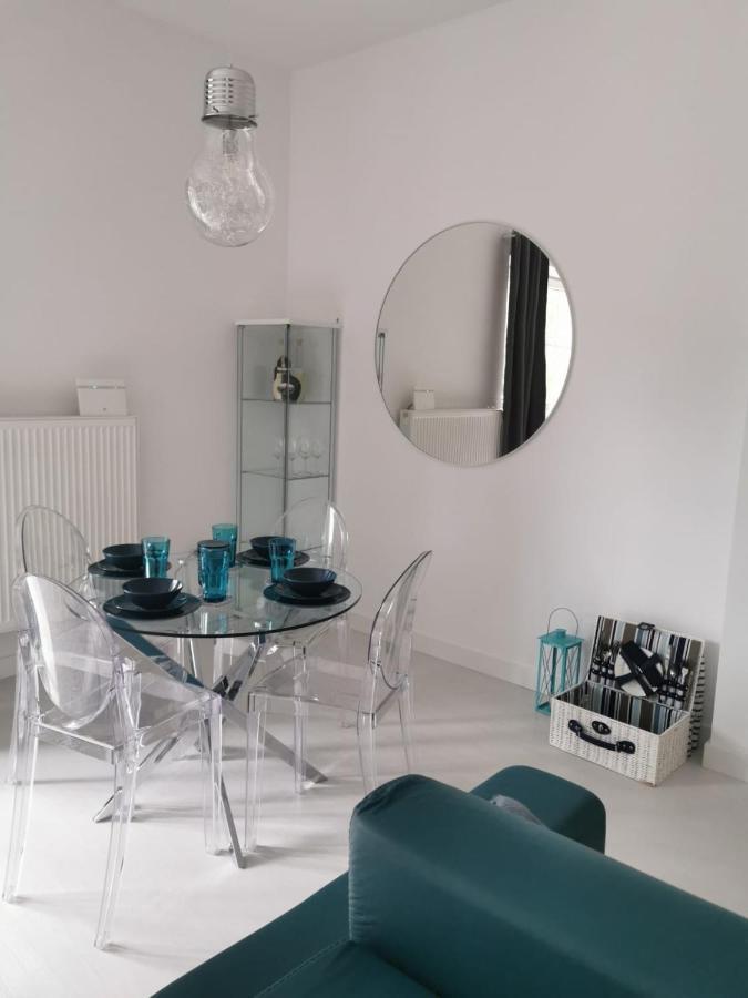 Przytulny Apartament Z Kominkiem Przy Jeziorze Borne Sulinowo Esterno foto