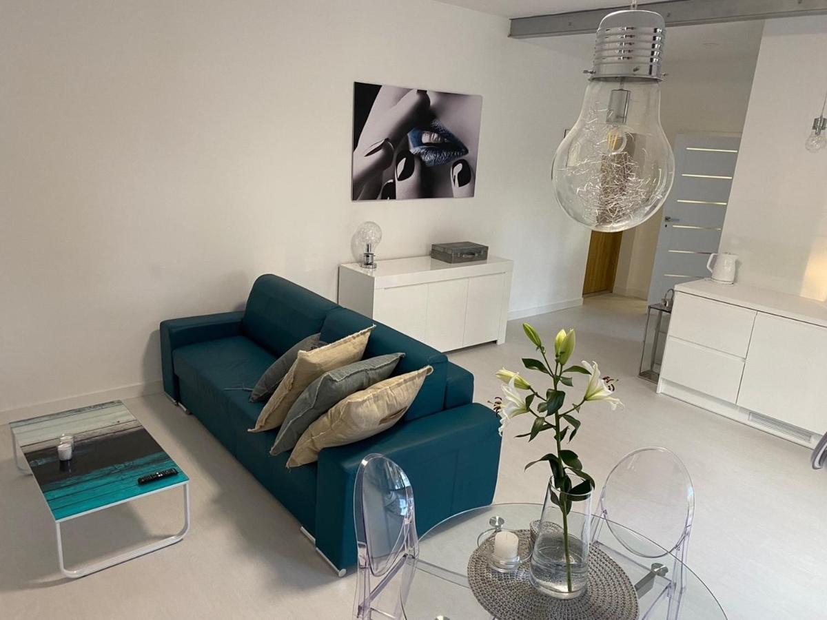Przytulny Apartament Z Kominkiem Przy Jeziorze Borne Sulinowo Esterno foto