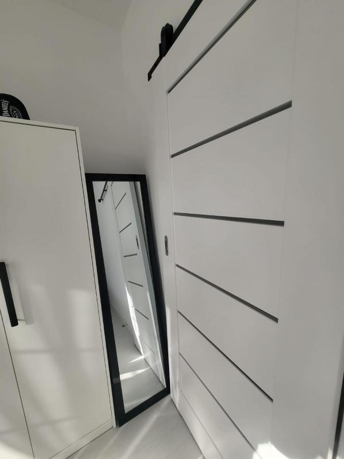 Przytulny Apartament Z Kominkiem Przy Jeziorze Borne Sulinowo Esterno foto
